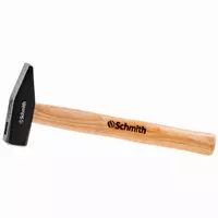 Młotek ślusarski z drewnianym trzonkiem 2000 g