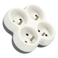 Adapter z czterema gniazdami, Rodzaj: 4 gniazdowy, Uziemienie: Tak Schmith