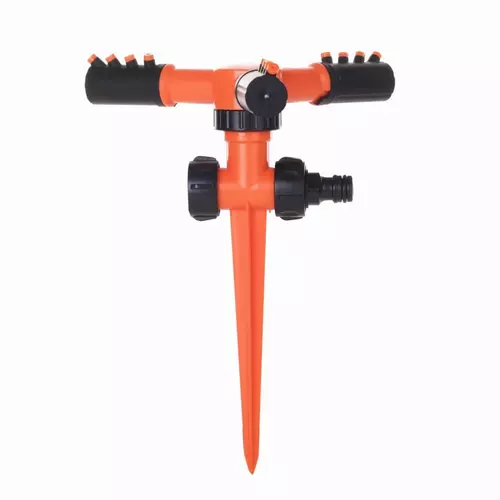 Zraszacz obrotowy trójramienny